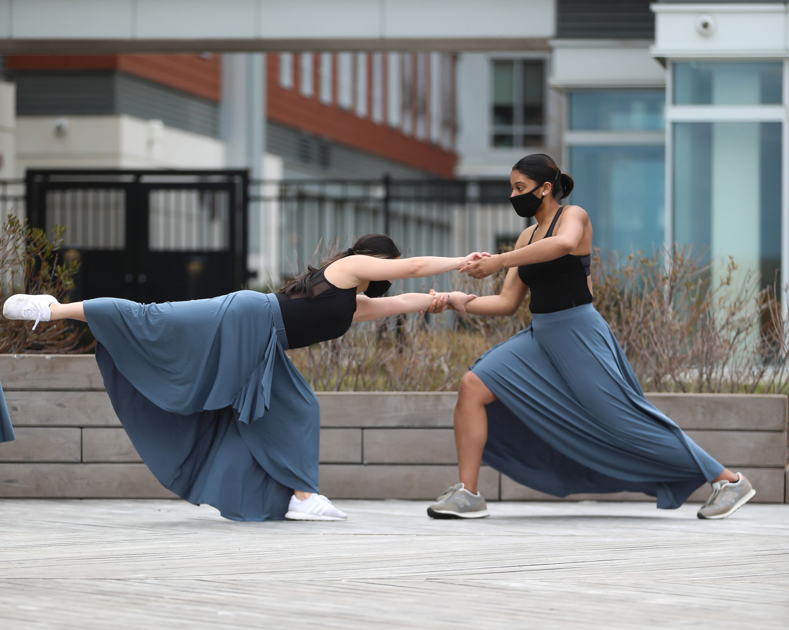 041021_nws_stocktondance